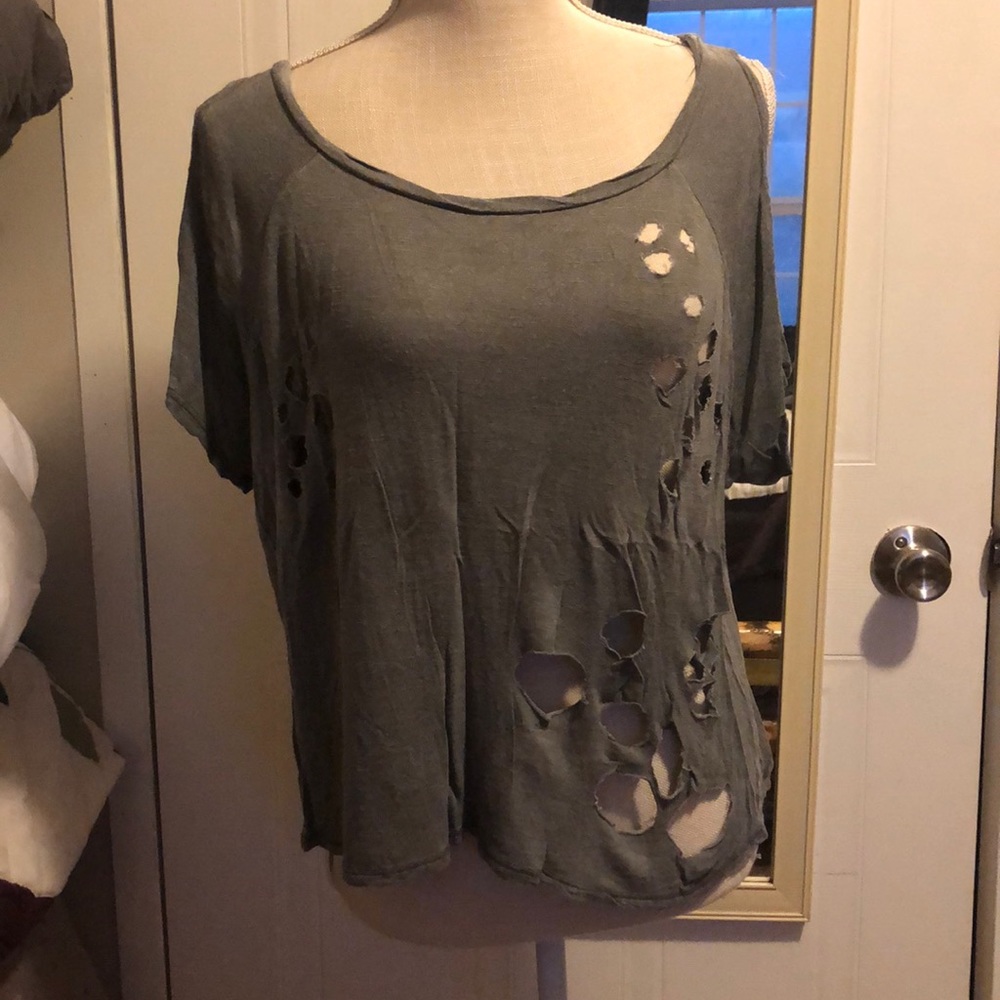 Ducts USA destroyed tee cold shoulder